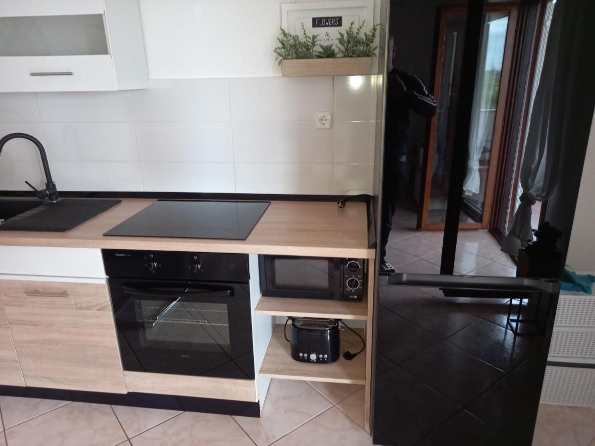 Vacation Home Katarina Nin Εξωτερικό φωτογραφία